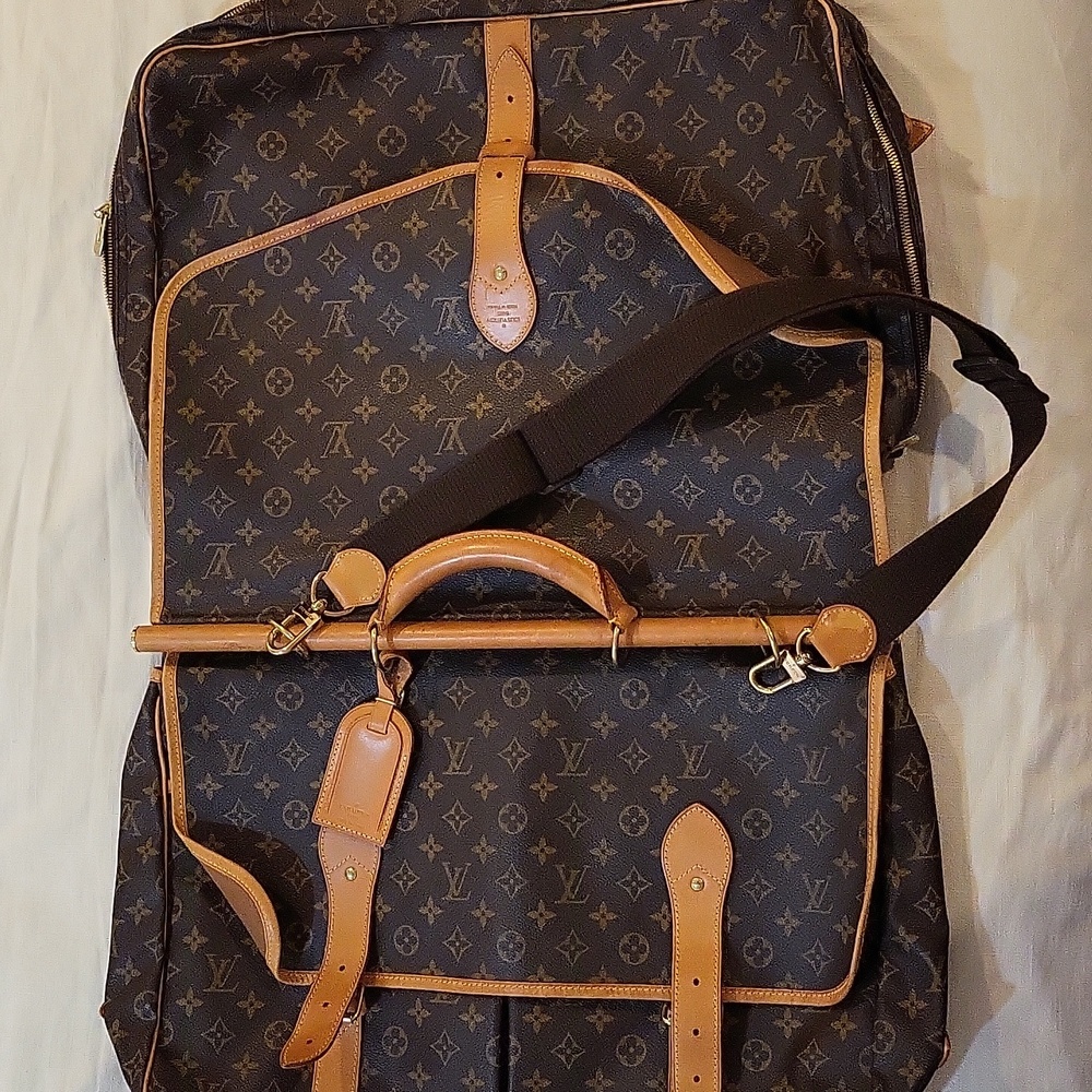 Louis Vuitton Chasse Sac Hunting Bag - Picture 13 of 13
